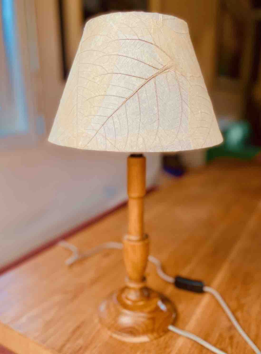 lámpara de madera troquelada monsieur lampierre